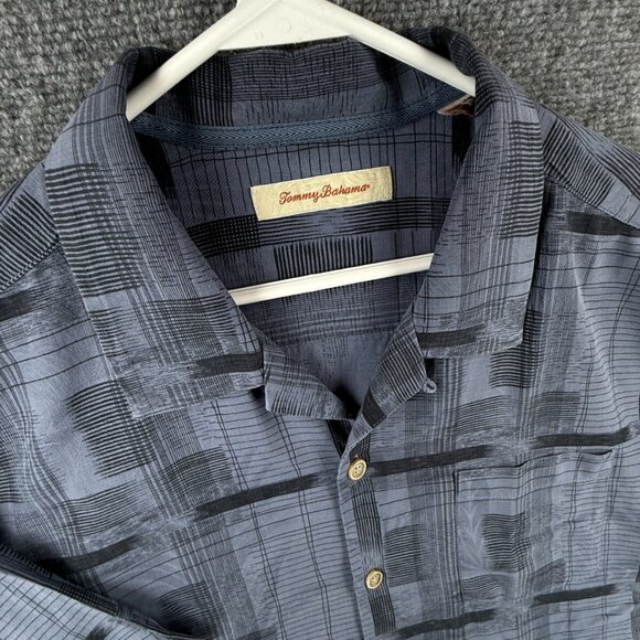 Tommy Bahama Button Up Shirt Short Sleeve Silk Hawaii Tropical Purple Geometric - Picture 8 of 13